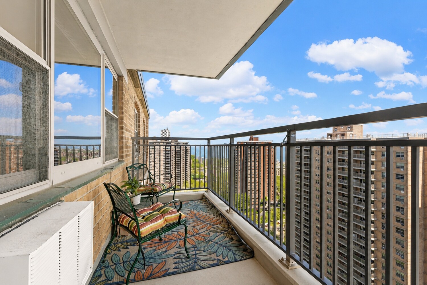 464 NEPTUNE Avenue 23C