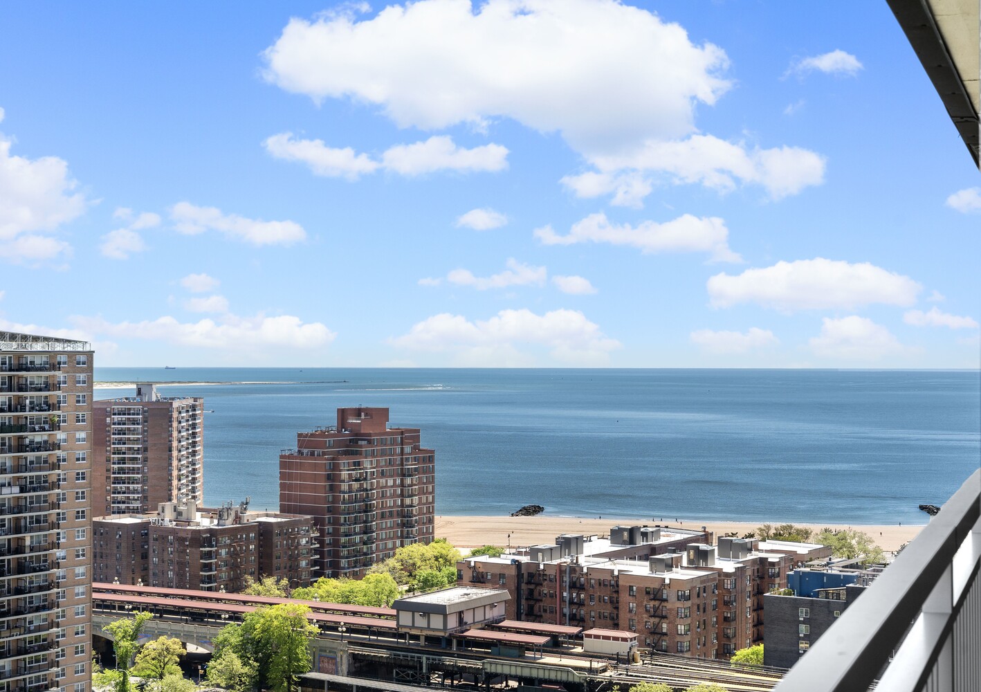 464 NEPTUNE Avenue 23C