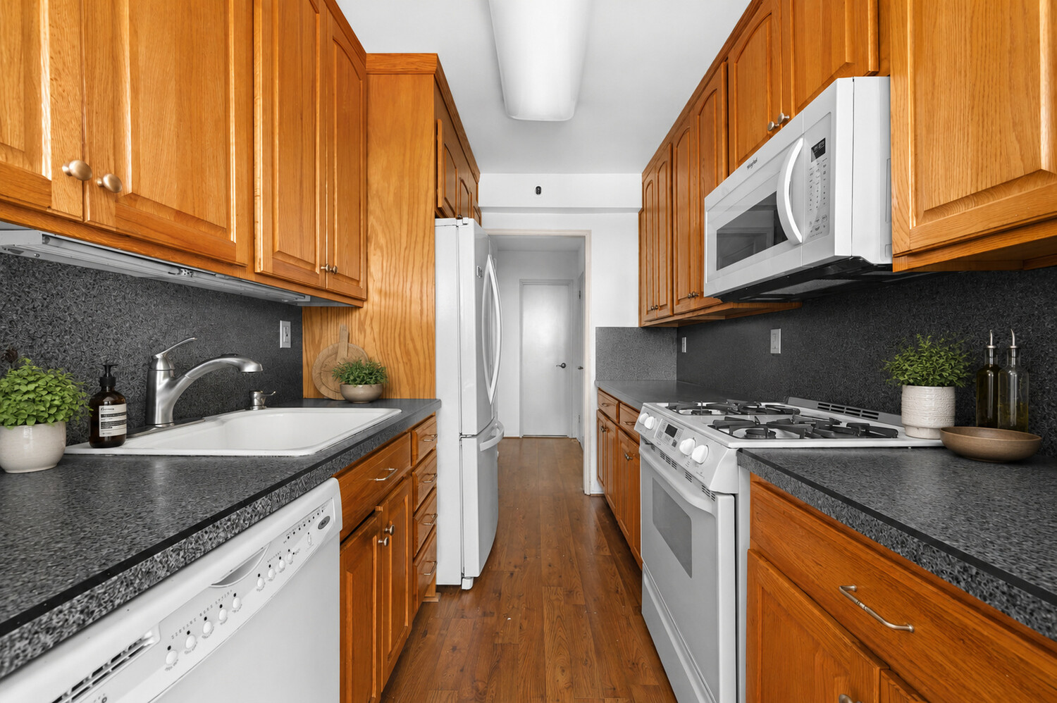 2711 AVE X C5