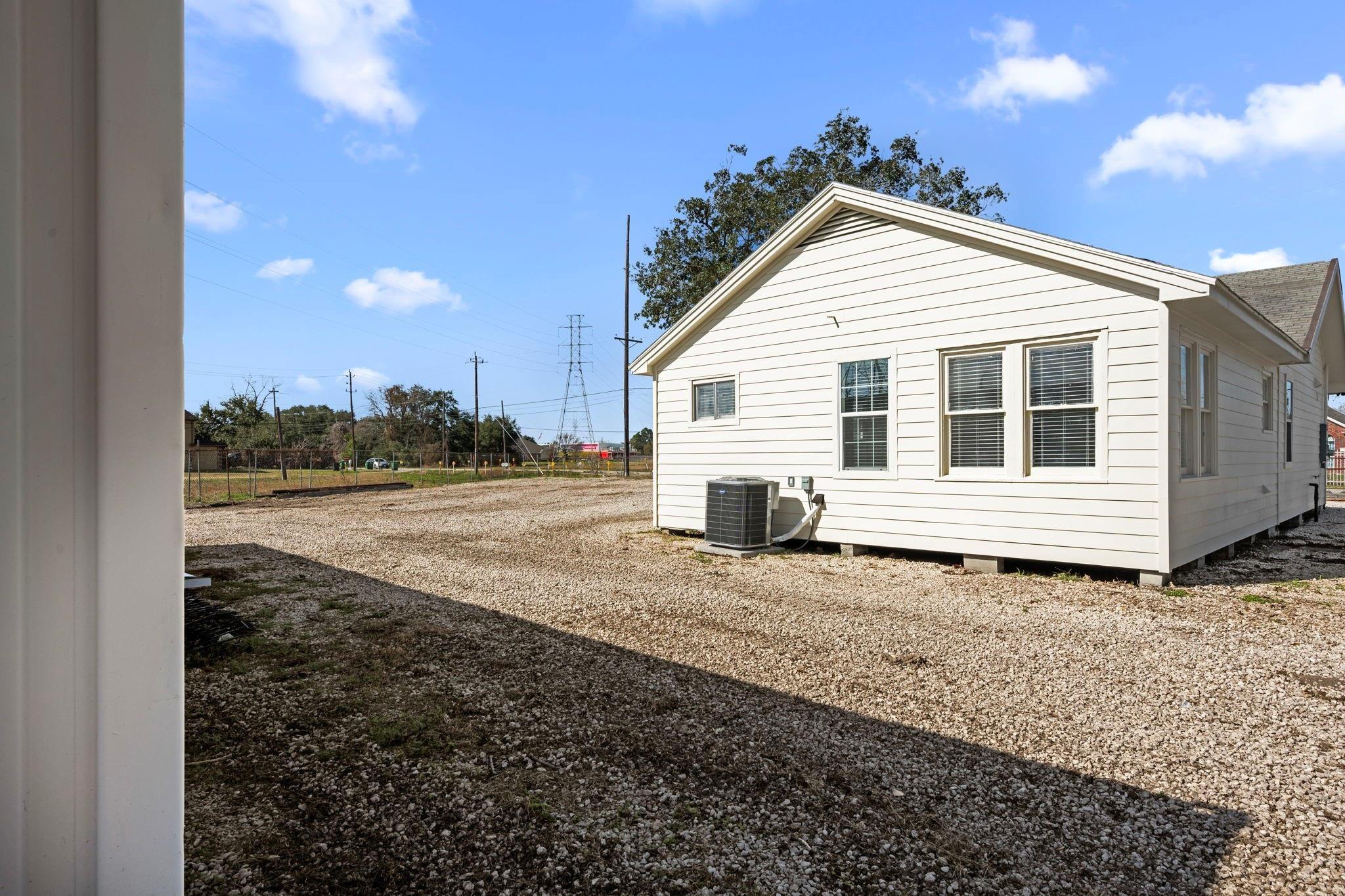 11610 E Palmsprings Drive