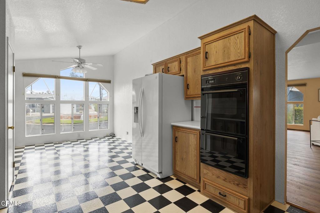 1215 Anchors Way 276