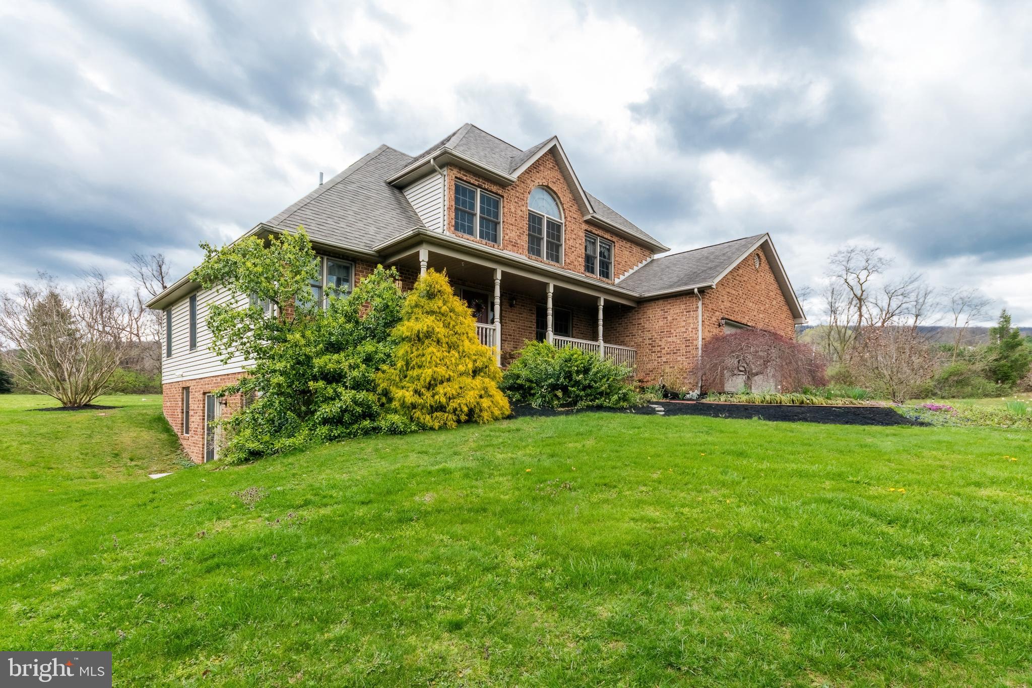 22462 Republican Ave