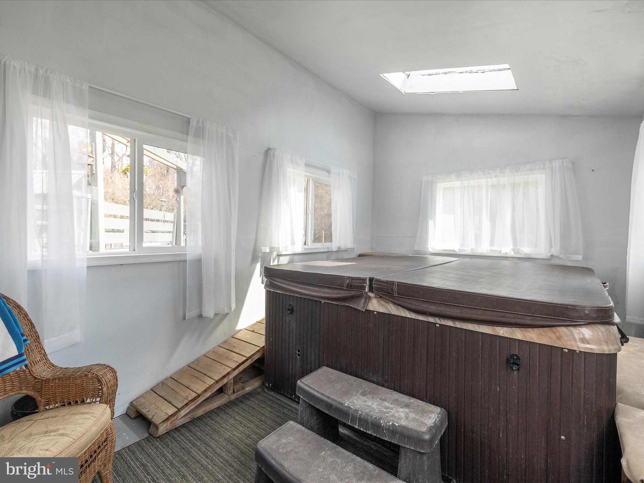 5935 CLEVELANDTOWN ROAD