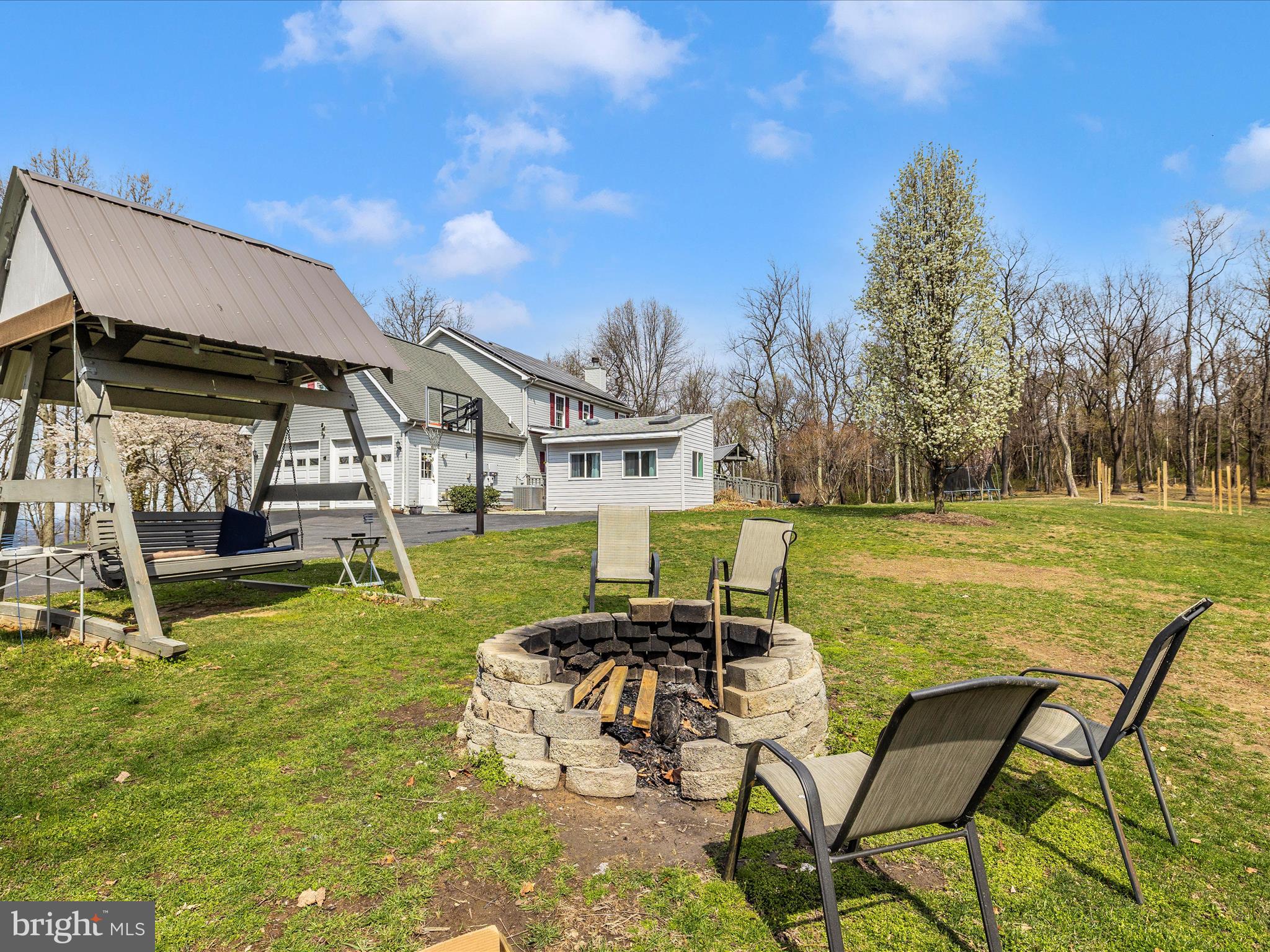 5935 CLEVELANDTOWN ROAD