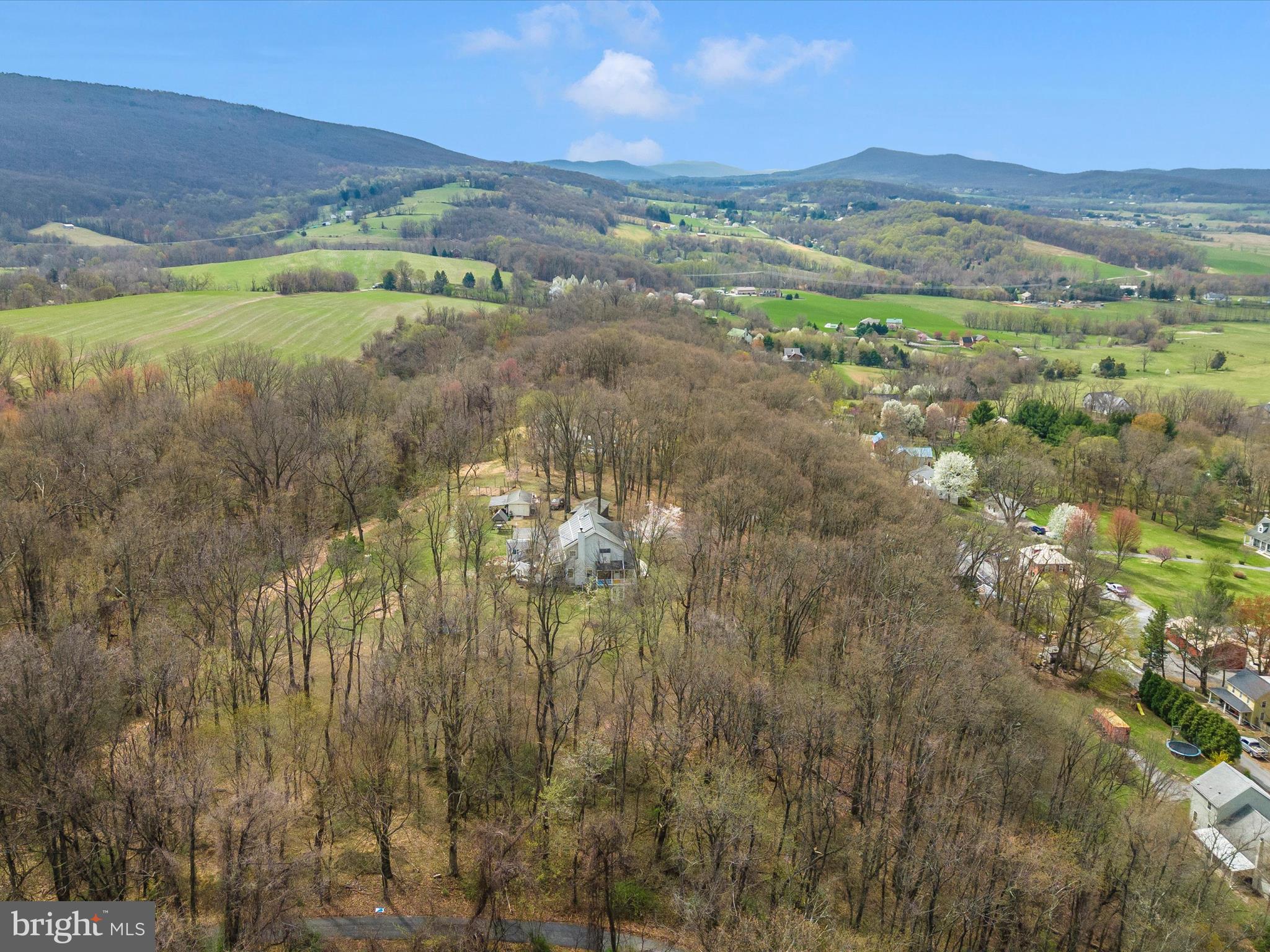 5935 CLEVELANDTOWN ROAD