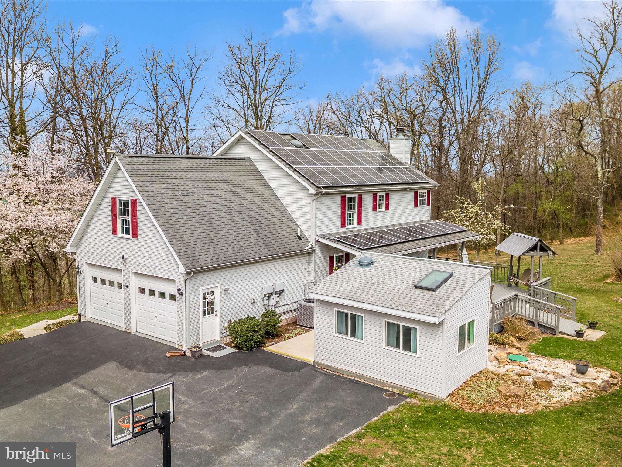 5935 CLEVELANDTOWN ROAD