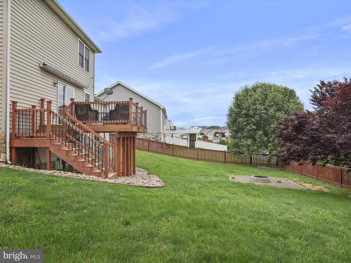 112 Toulouse Ln