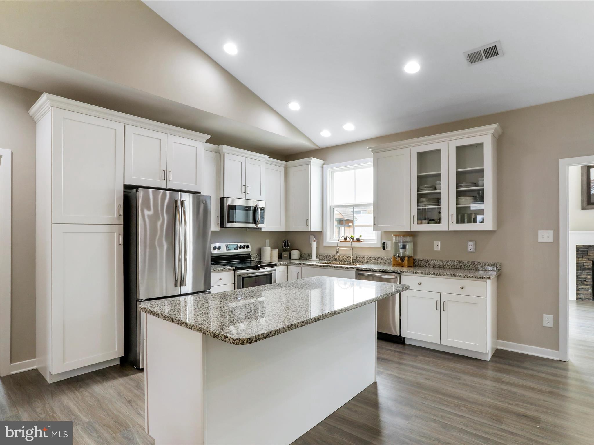 63 BRIARCREST CIRCLE