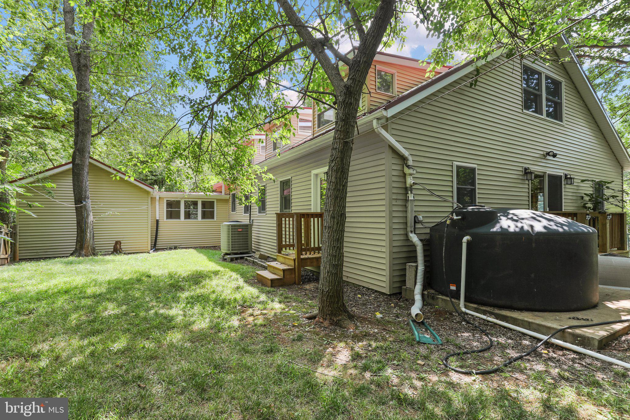 62 Vanderveer Ln