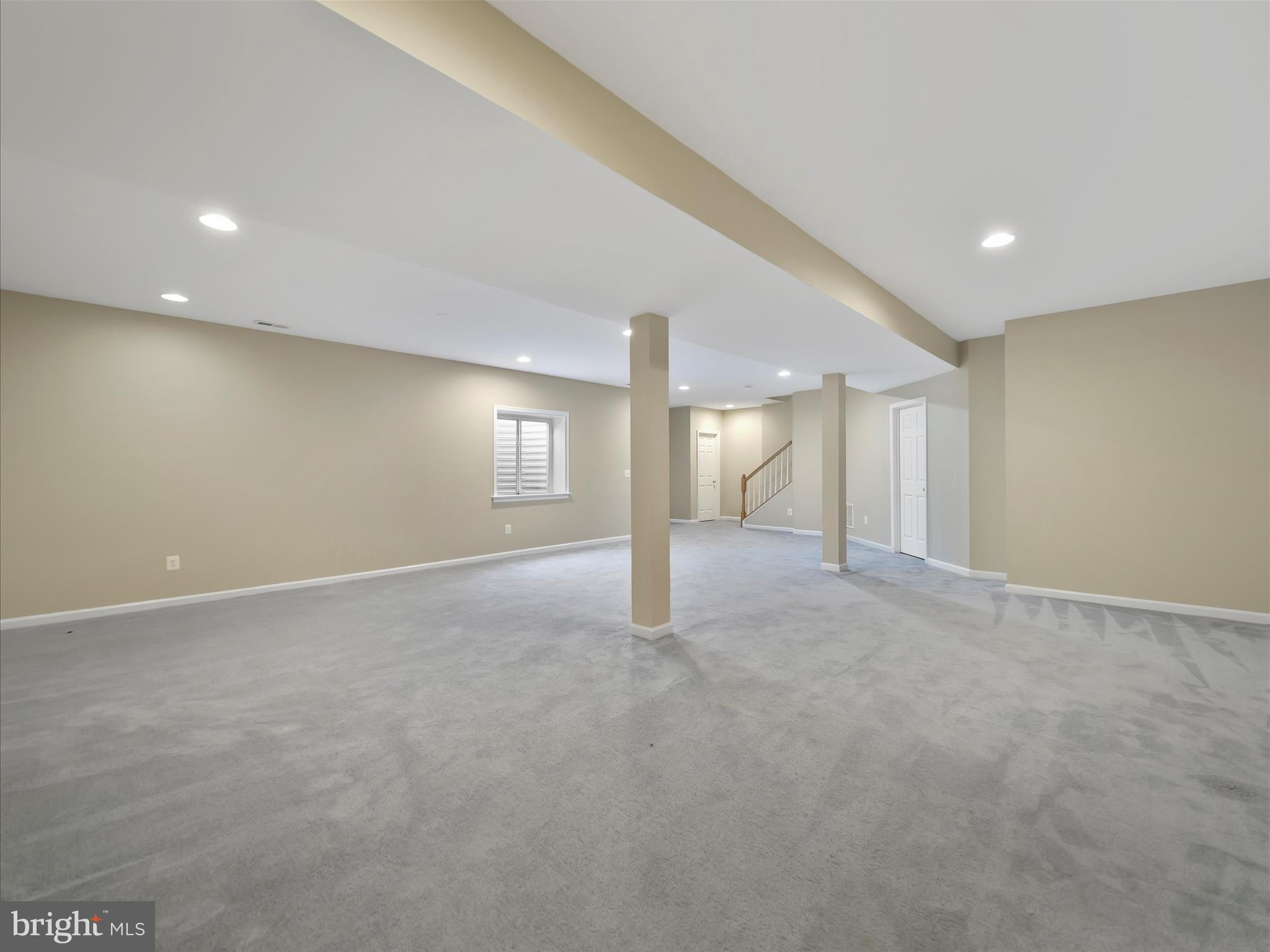 40 Mossy Oak Ct