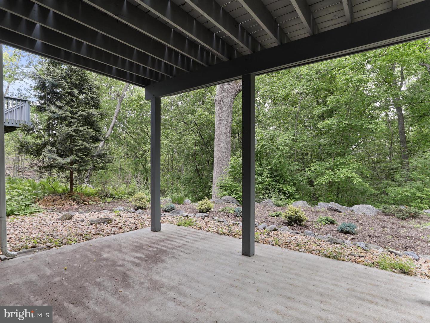 60 Reachcliff Dr