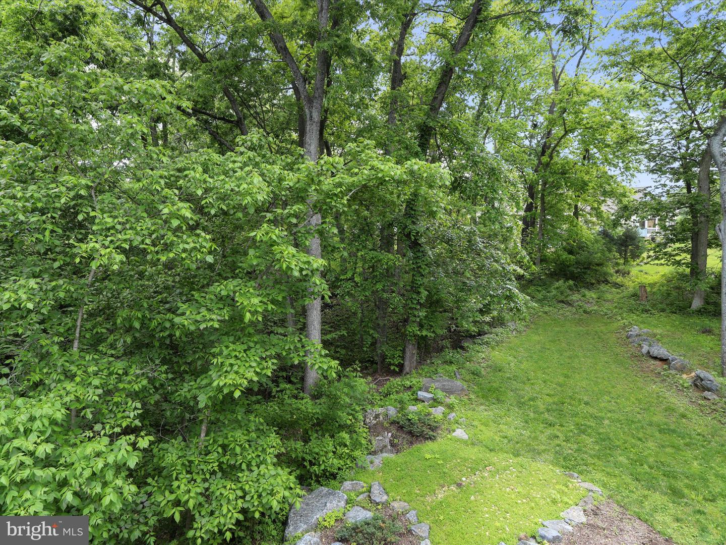 60 Reachcliff Dr