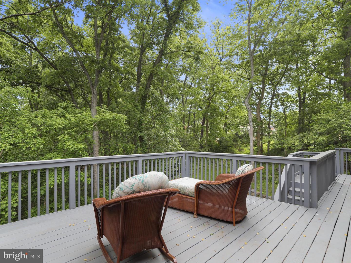 60 Reachcliff Dr