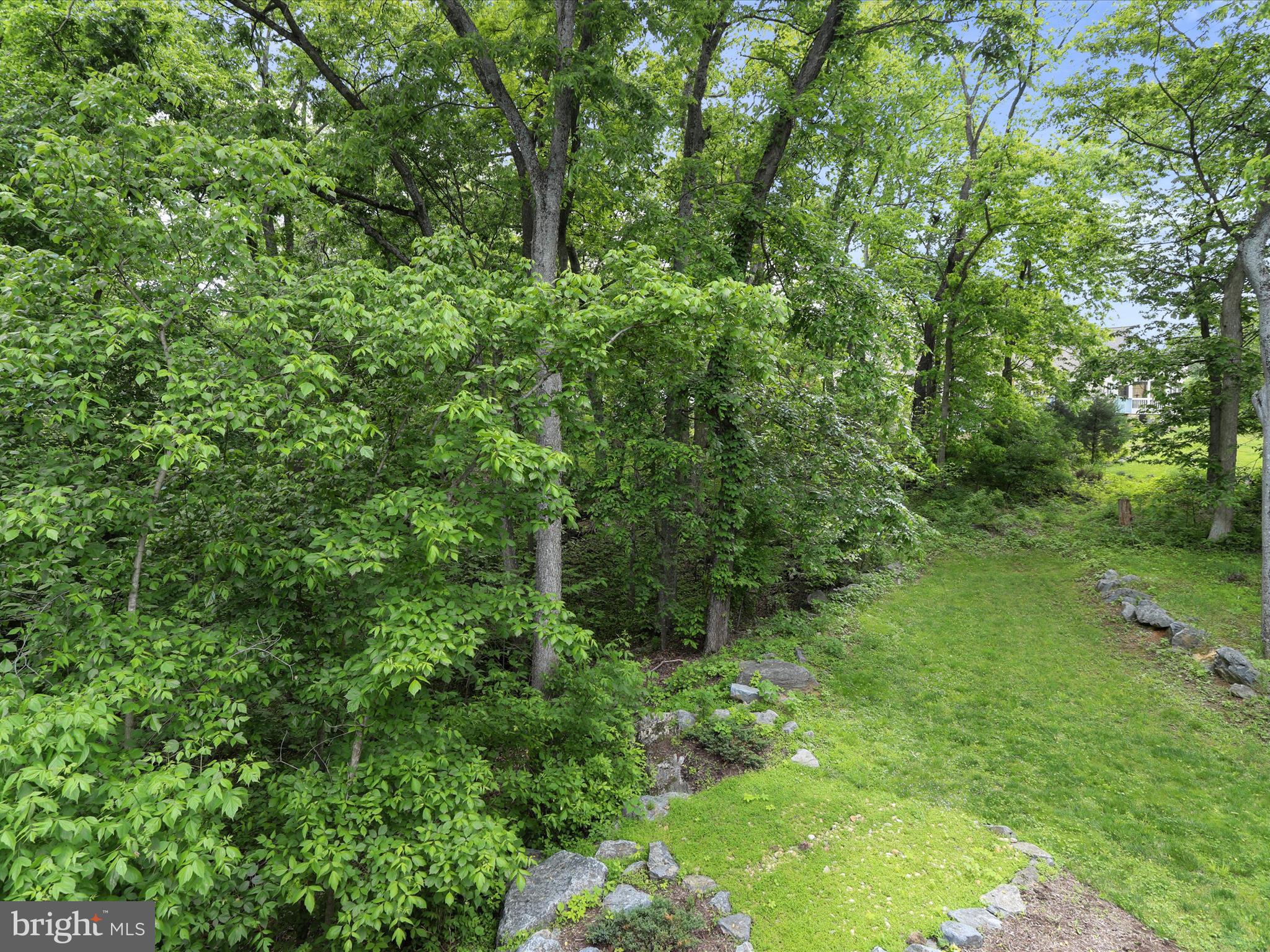 60 Reachcliff Dr