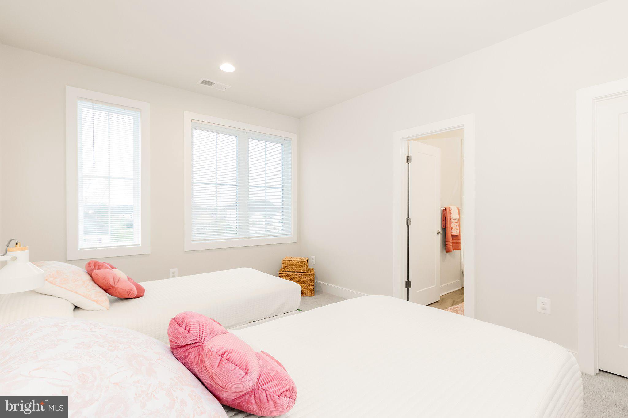 21 Ella Washington Ct.