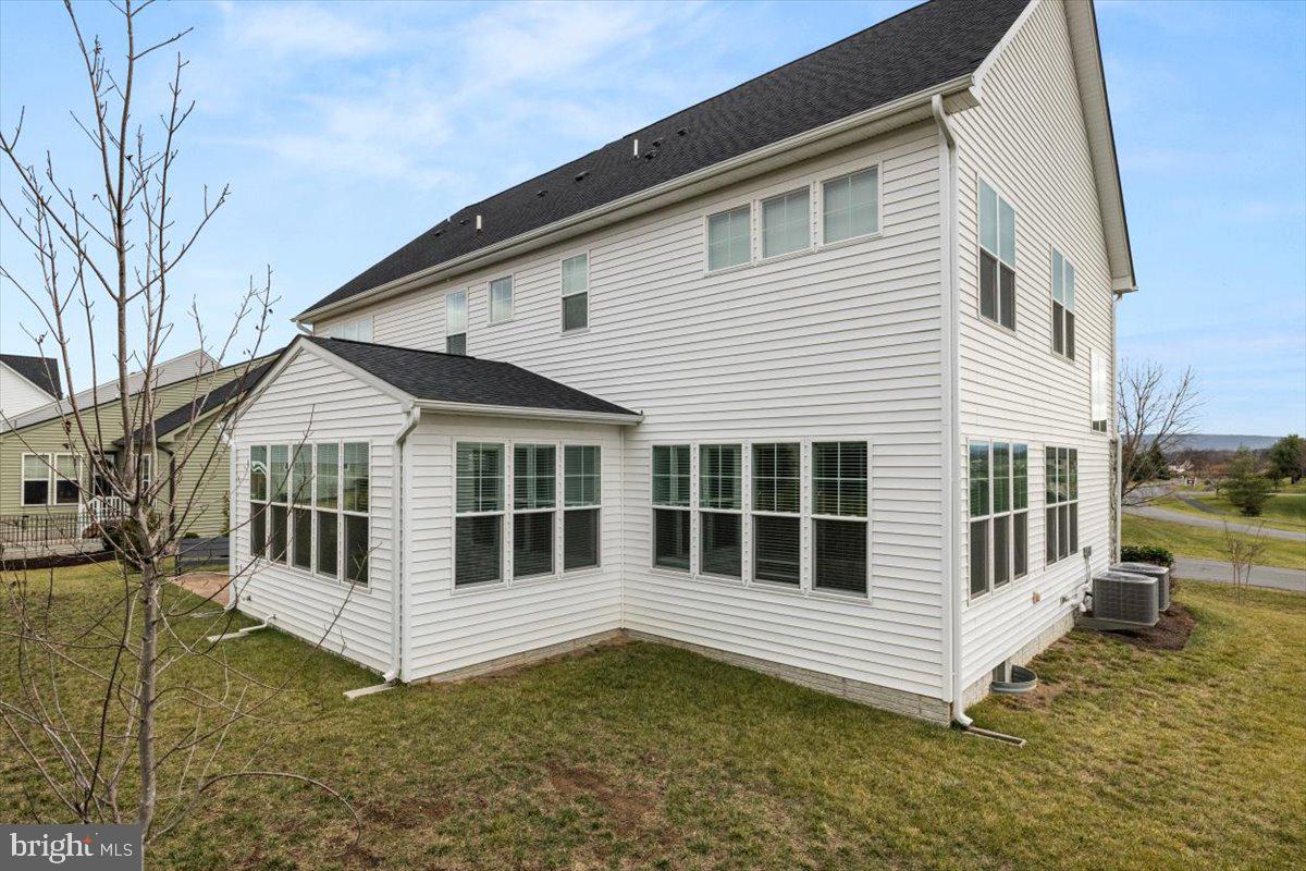 21 Ella Washington Ct.