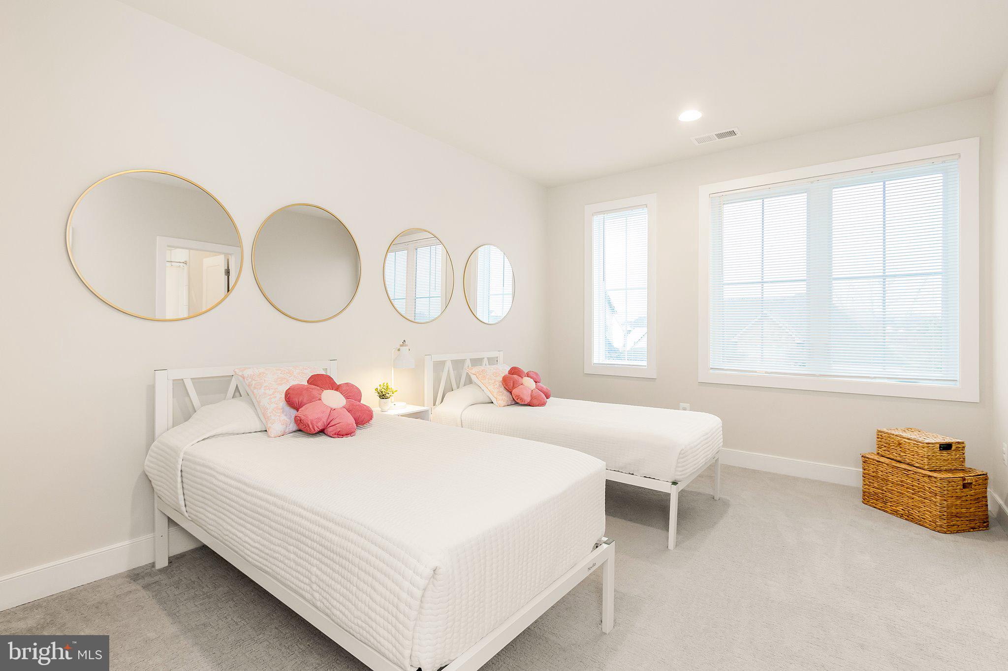 21 Ella Washington Ct.