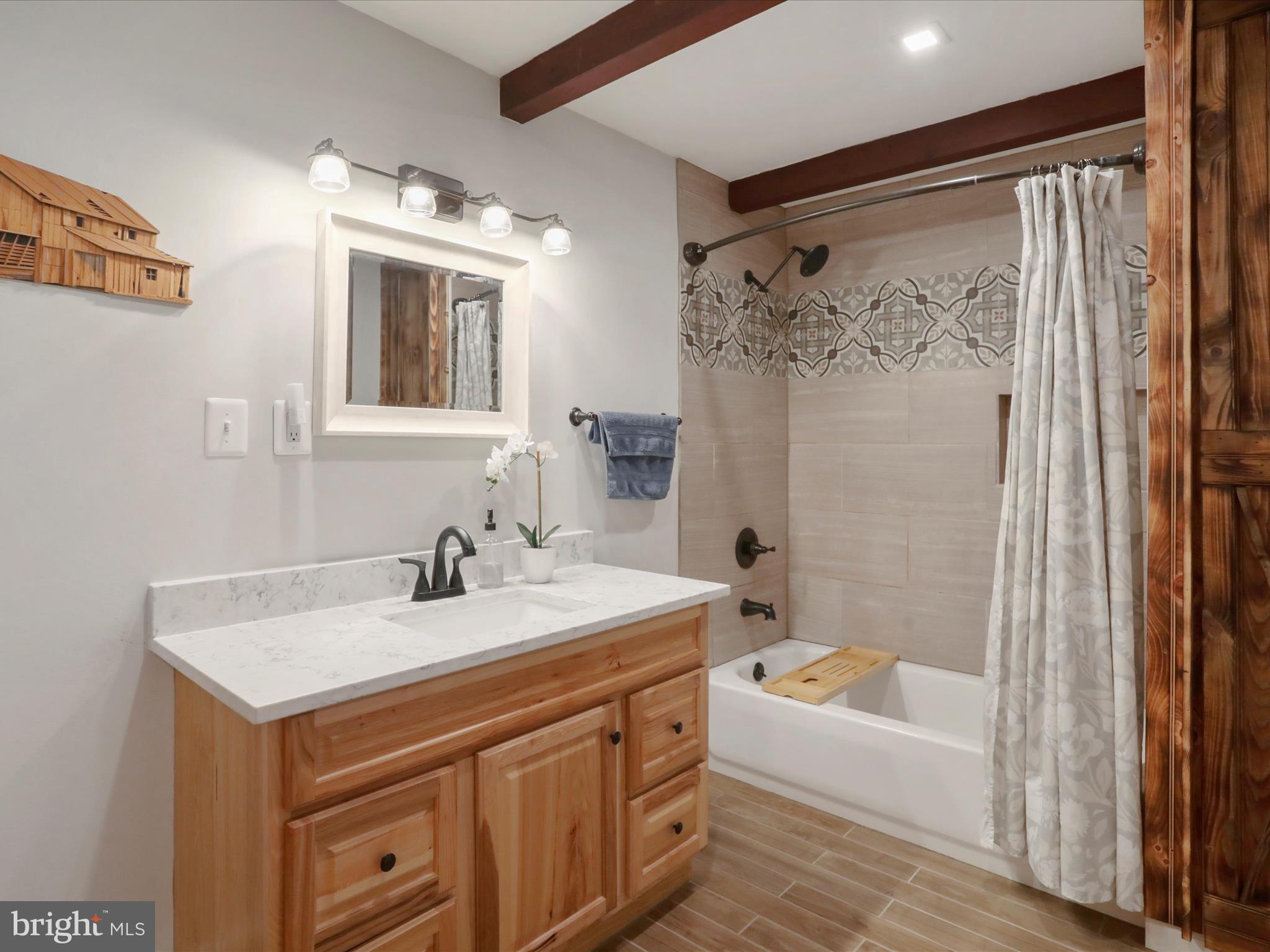 832 SHENANDOAH RIVER DRIVE