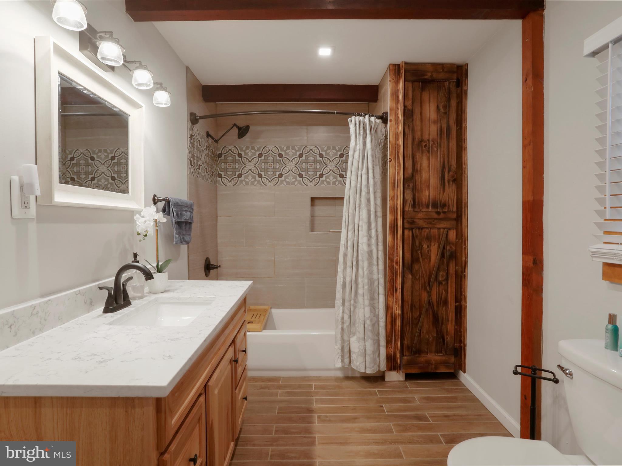 832 SHENANDOAH RIVER DRIVE