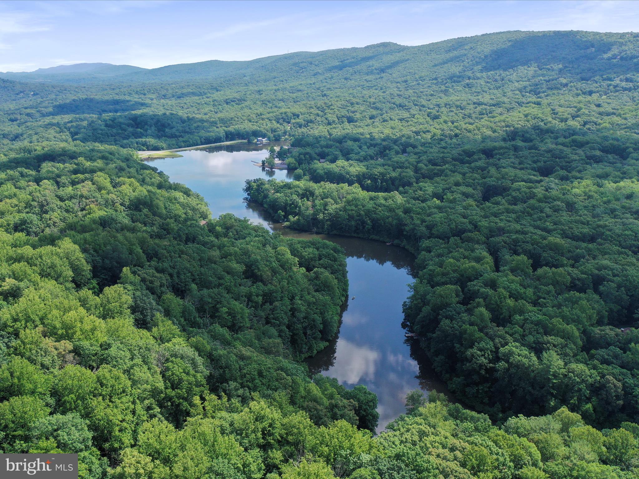 832 SHENANDOAH RIVER DRIVE