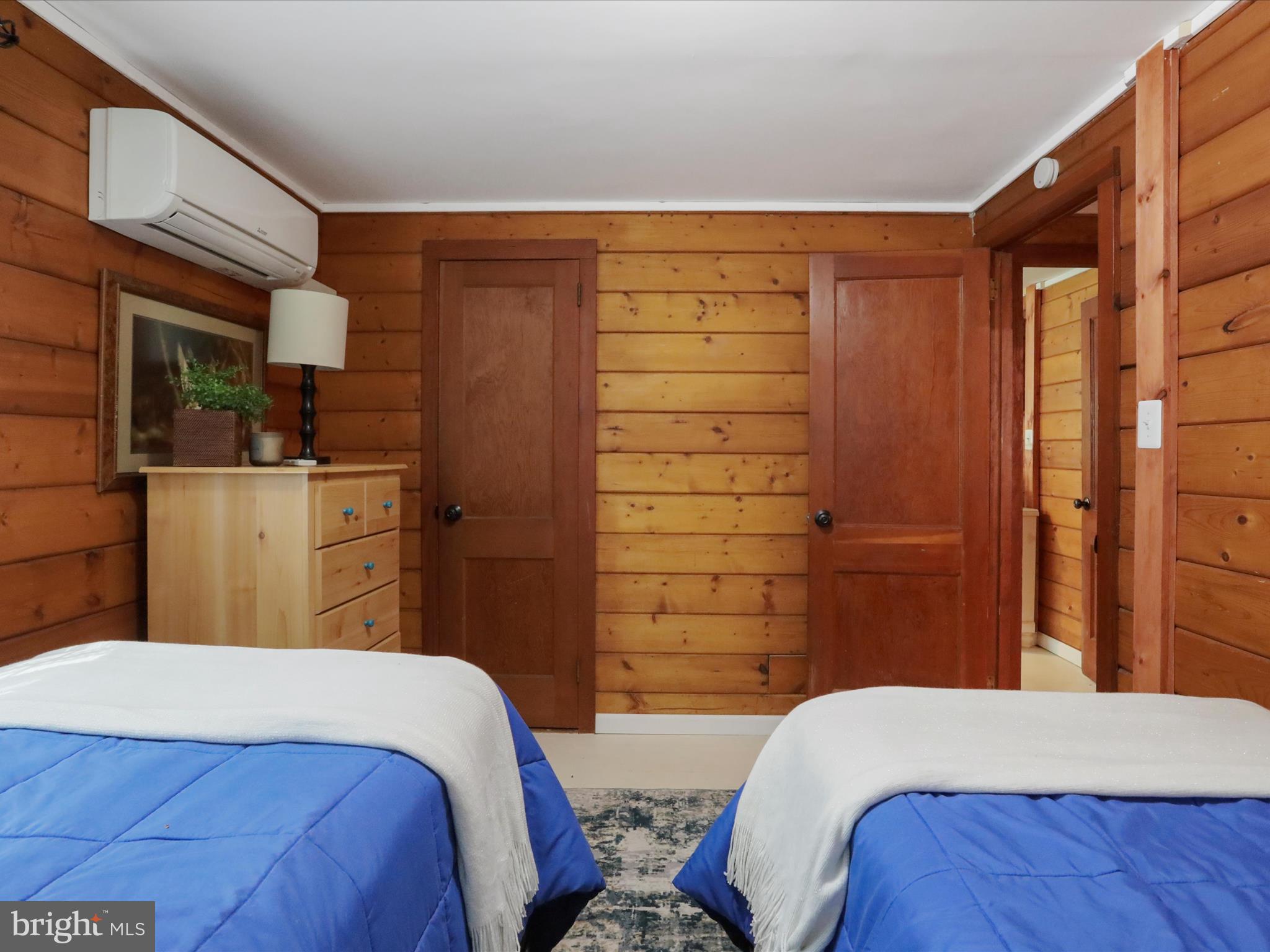 832 SHENANDOAH RIVER DRIVE
