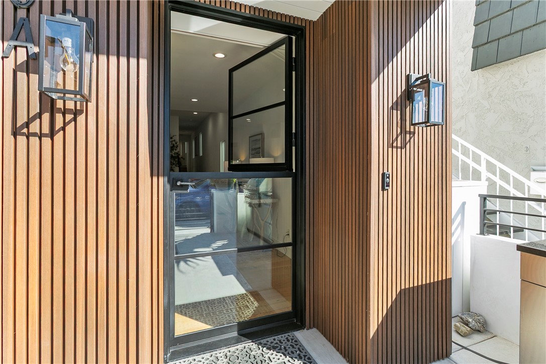 520 Iris Avenue