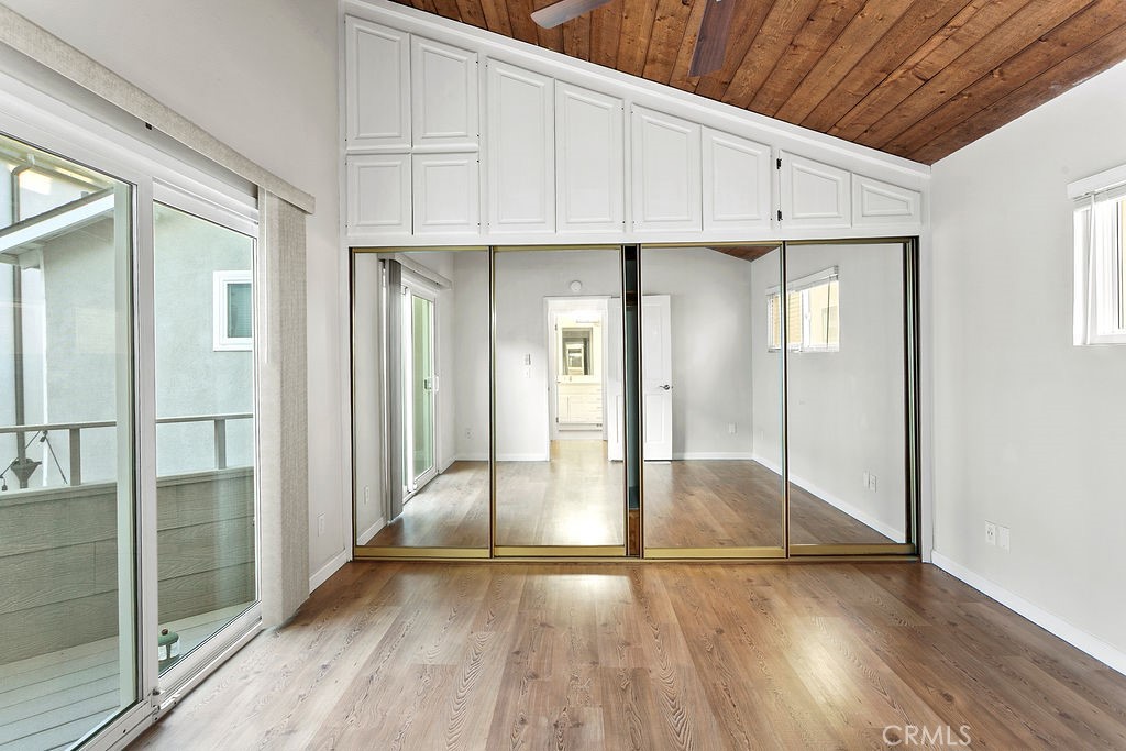 606 Narcissus Avenue B