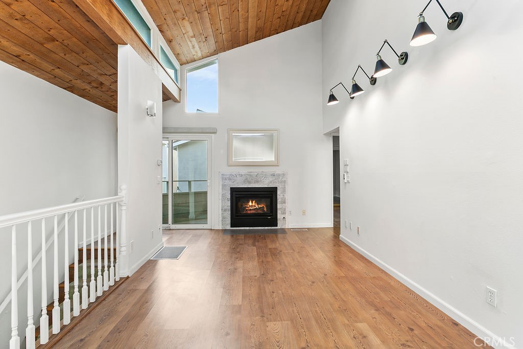 606 Narcissus Avenue B