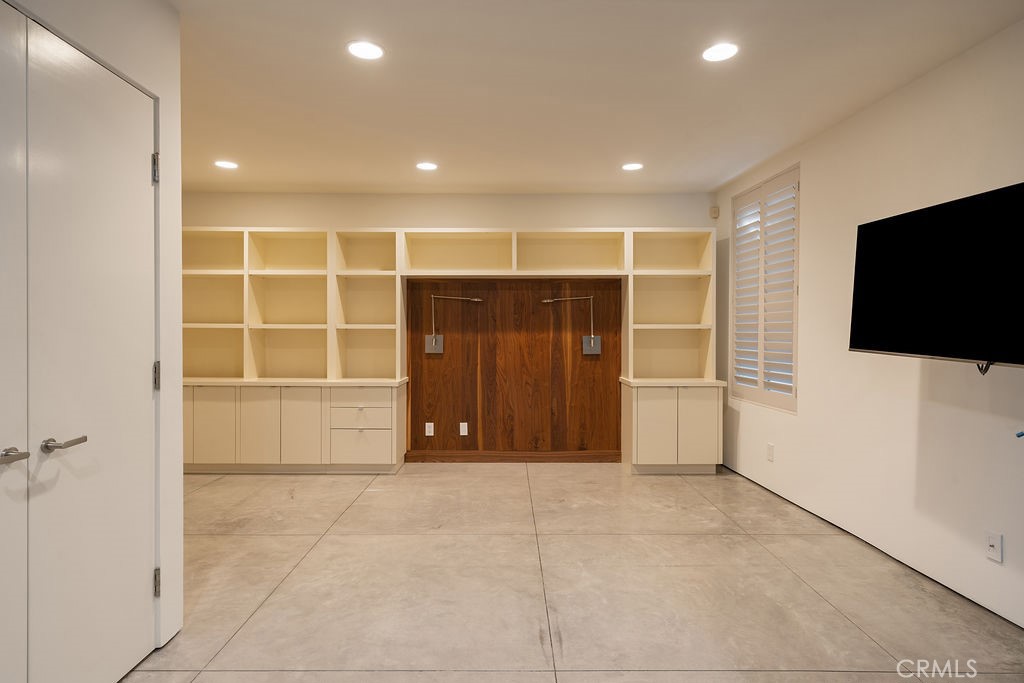 920 Skyline Drive