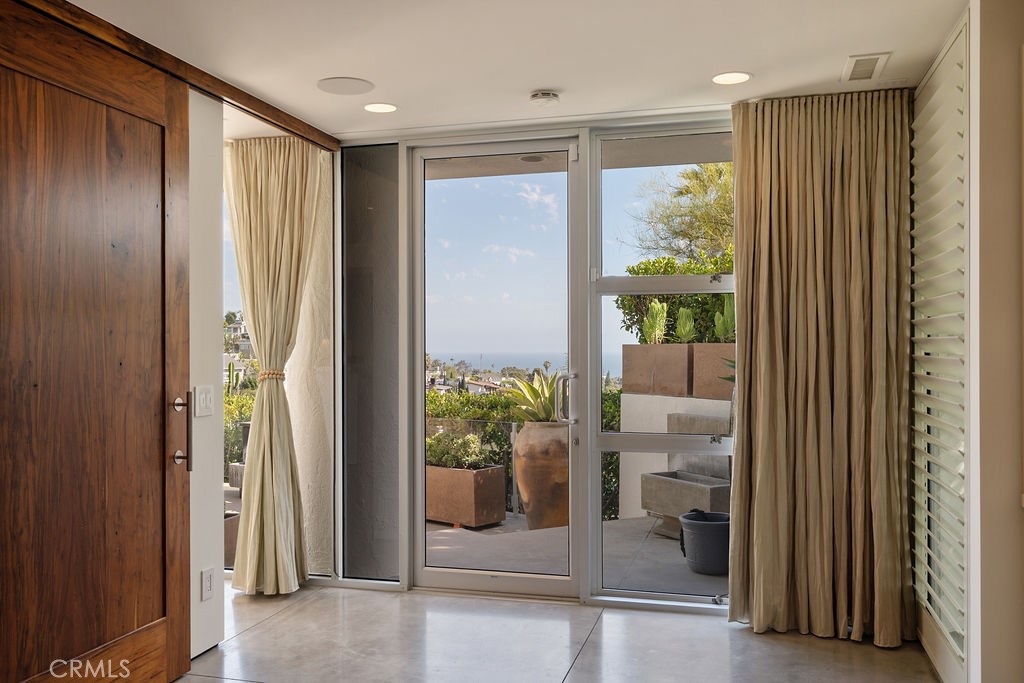 920 Skyline Drive