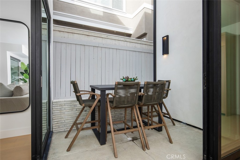 716 Orchid Avenue