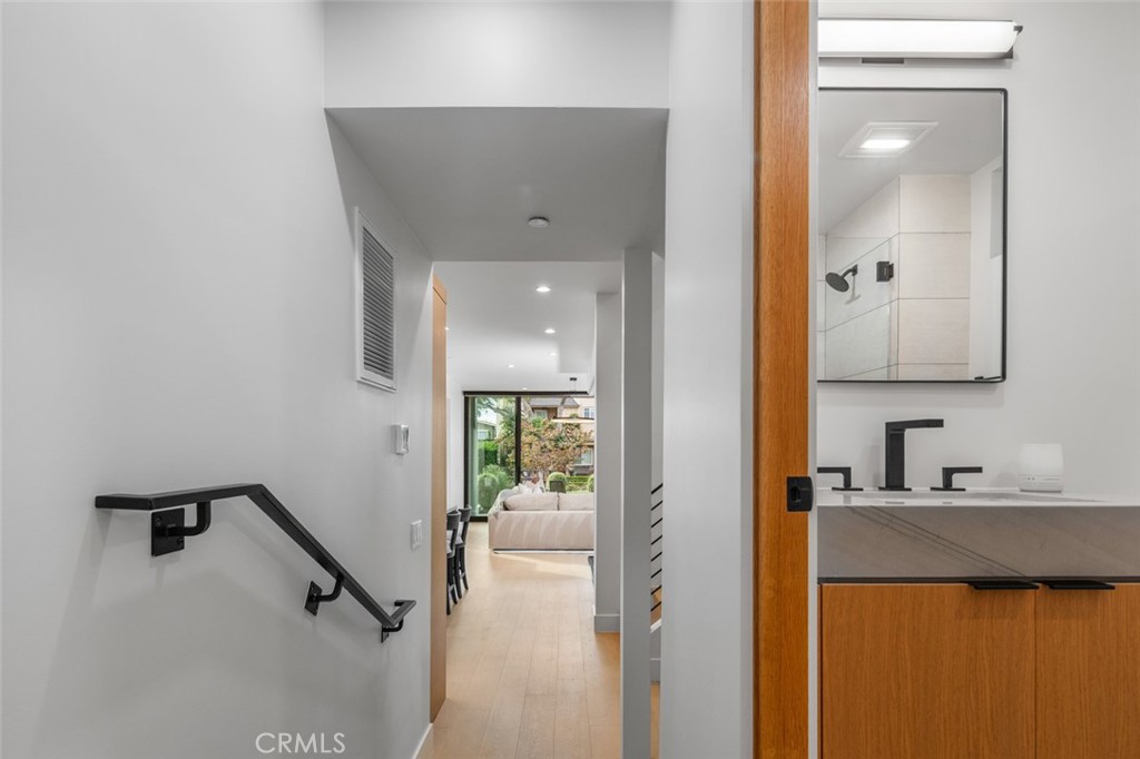 716 Orchid Avenue