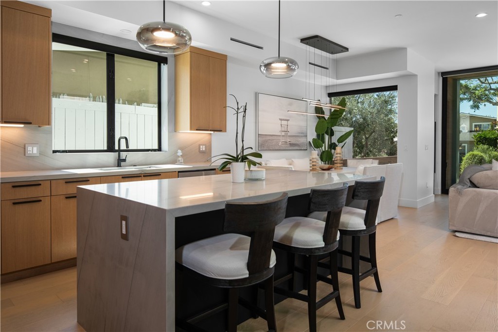 716 Orchid Avenue