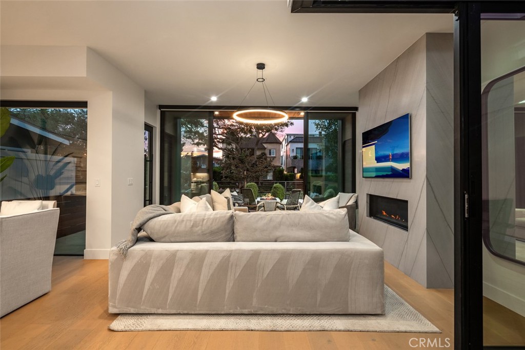 716 Orchid Avenue