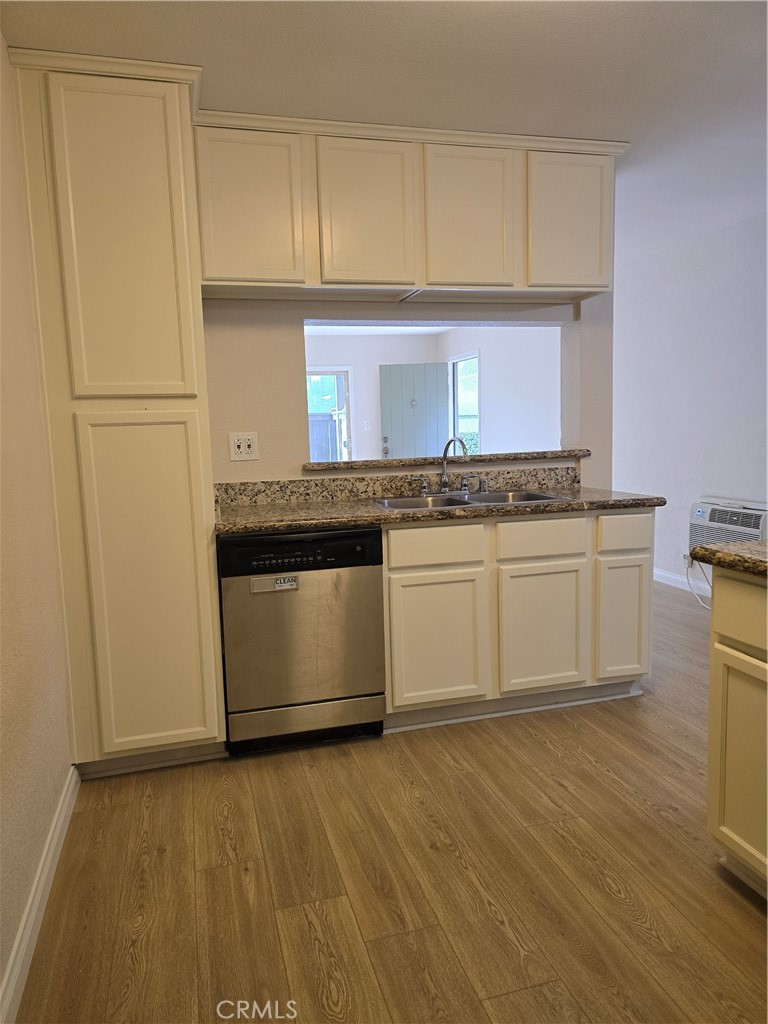 1345 Cabrillo Park Drive R07