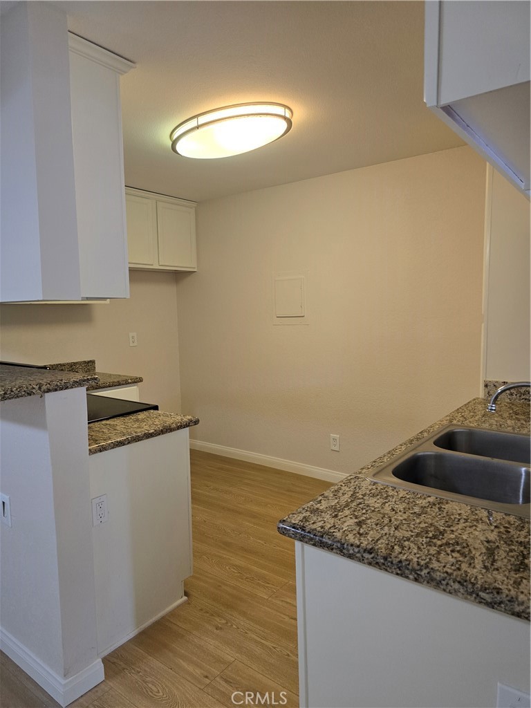 1345 Cabrillo Park Drive R07