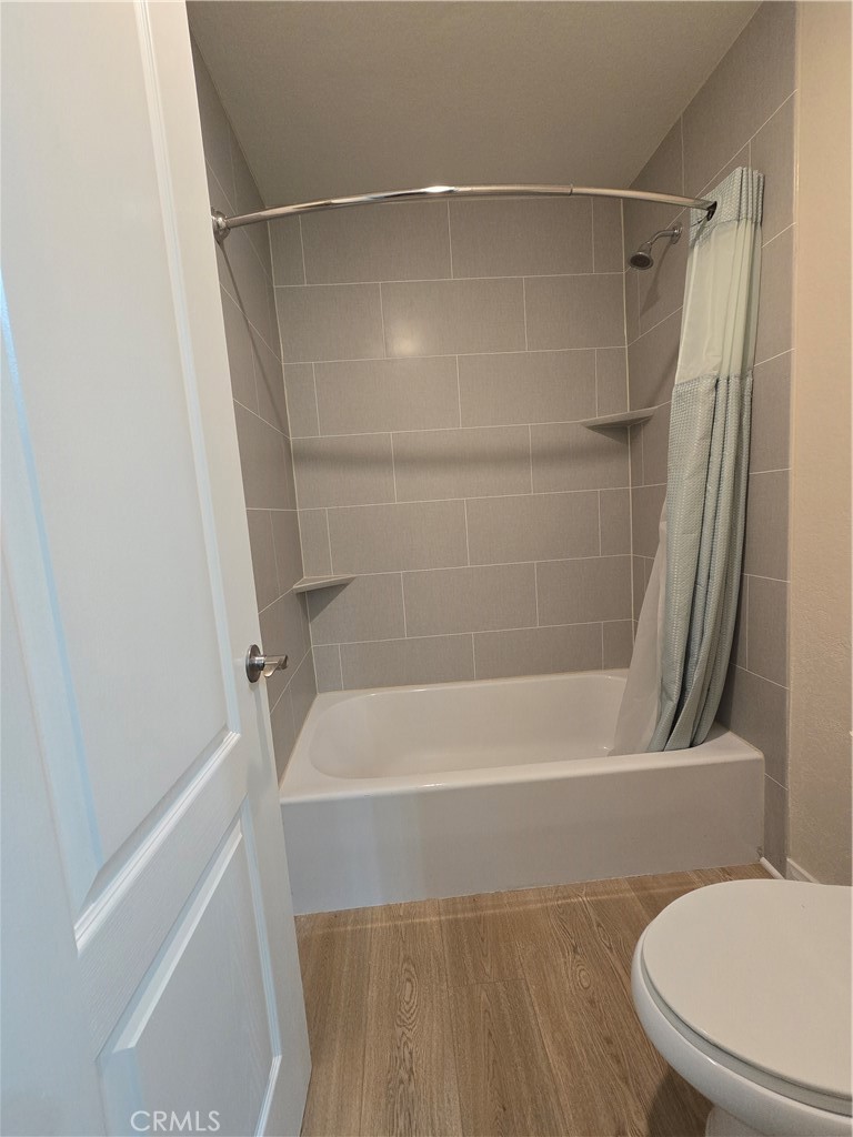 1345 Cabrillo Park Drive R07