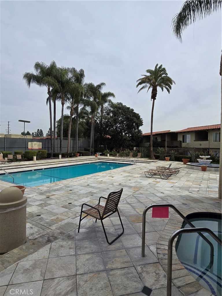 1345 Cabrillo Park Drive R07