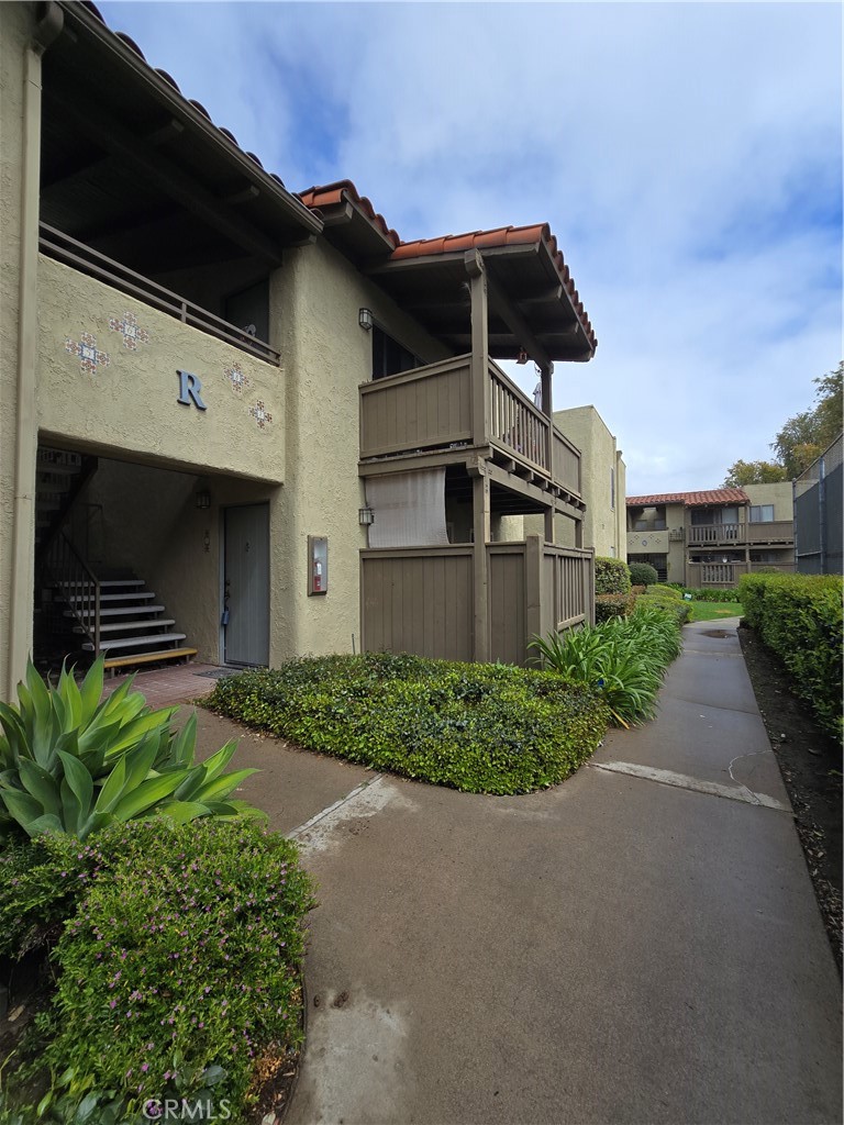 1345 Cabrillo Park Drive R07