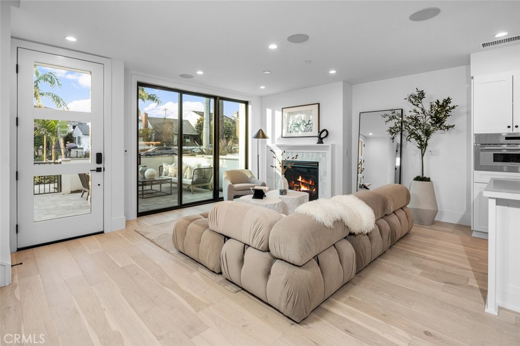 512 Marguerite Avenue