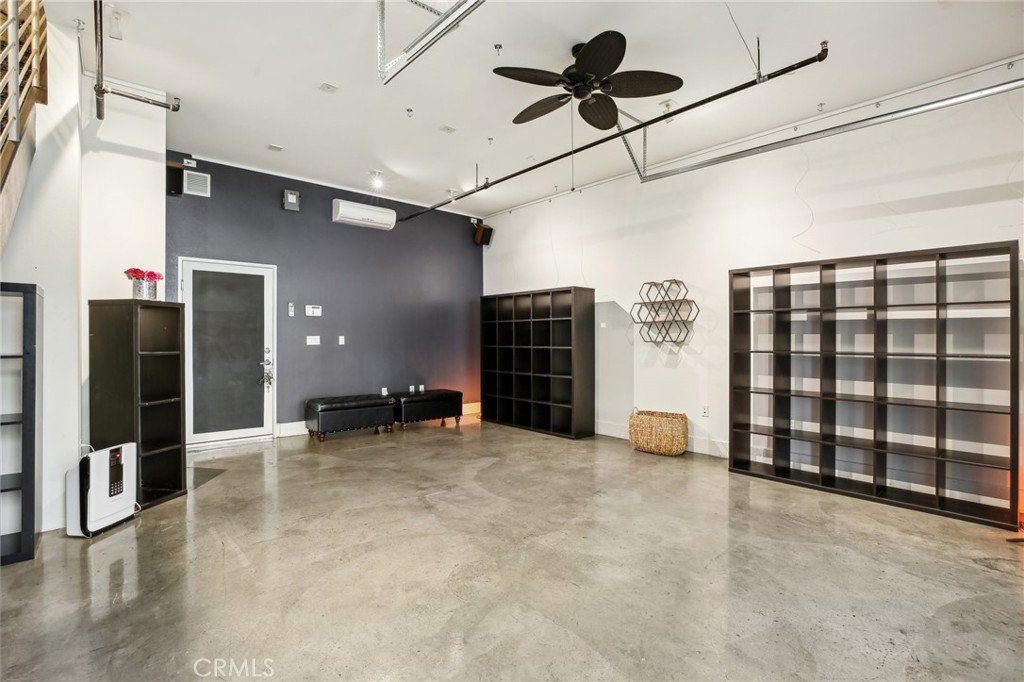 721 N Poinsettia Street