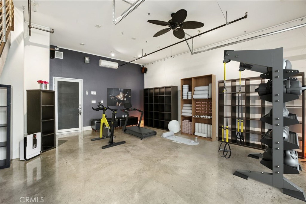 721 N Poinsettia Street