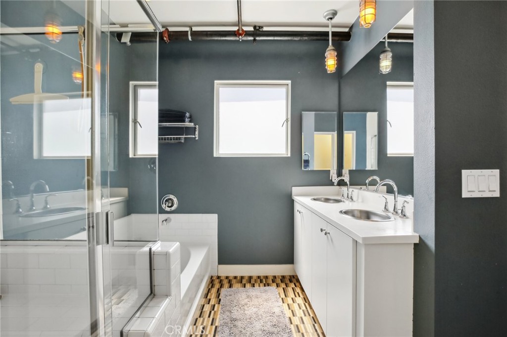 721 N Poinsettia Street