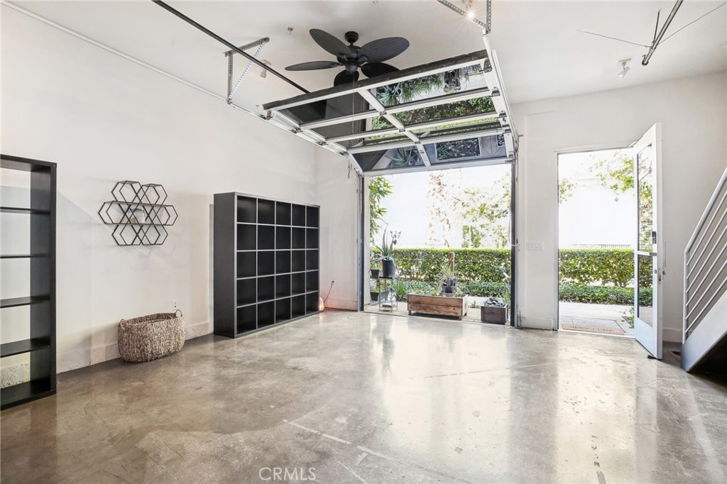 721 N Poinsettia Street