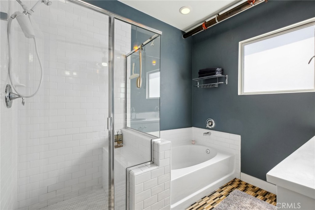 721 N Poinsettia Street