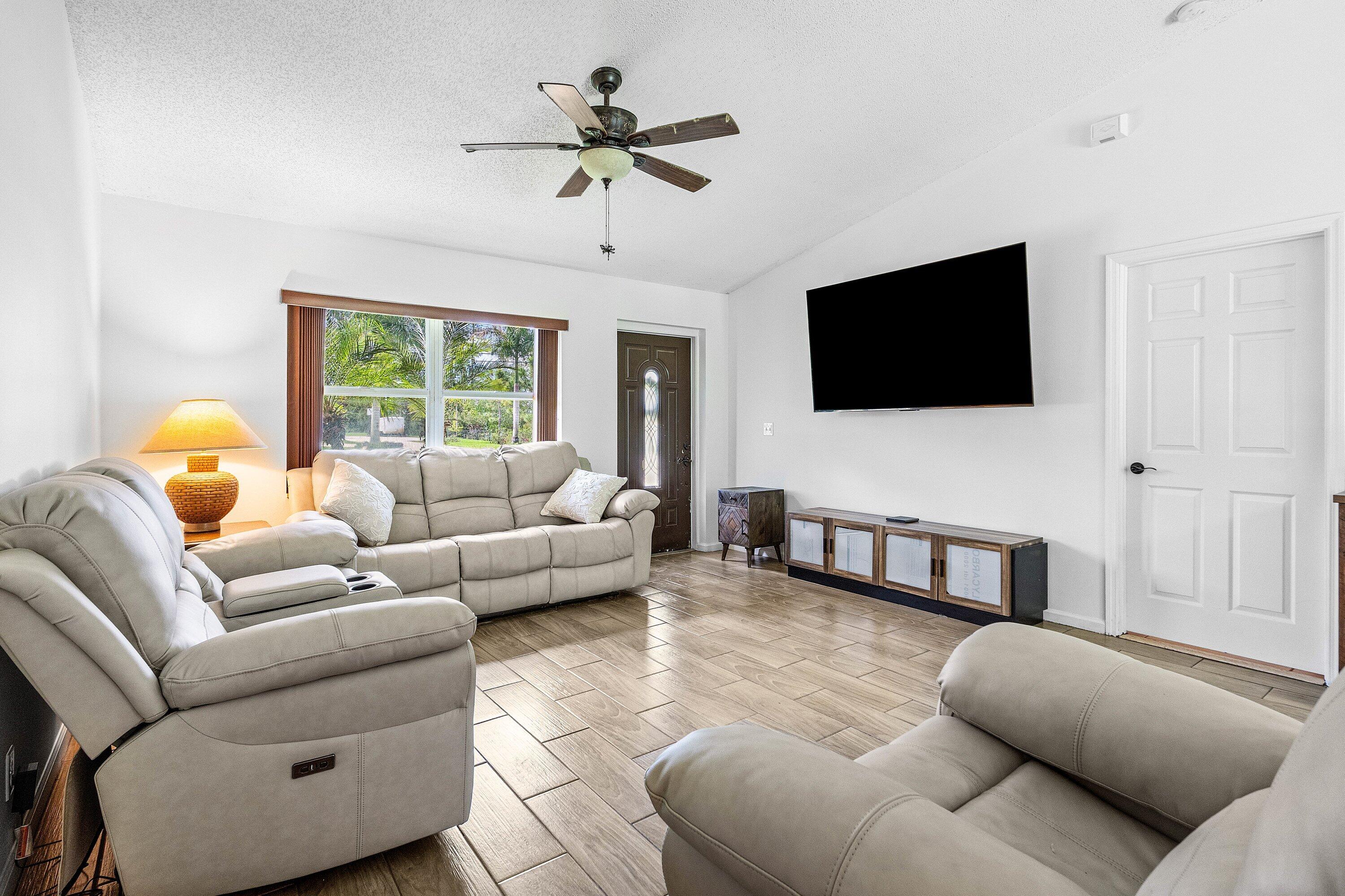 17517 60th Lane N
