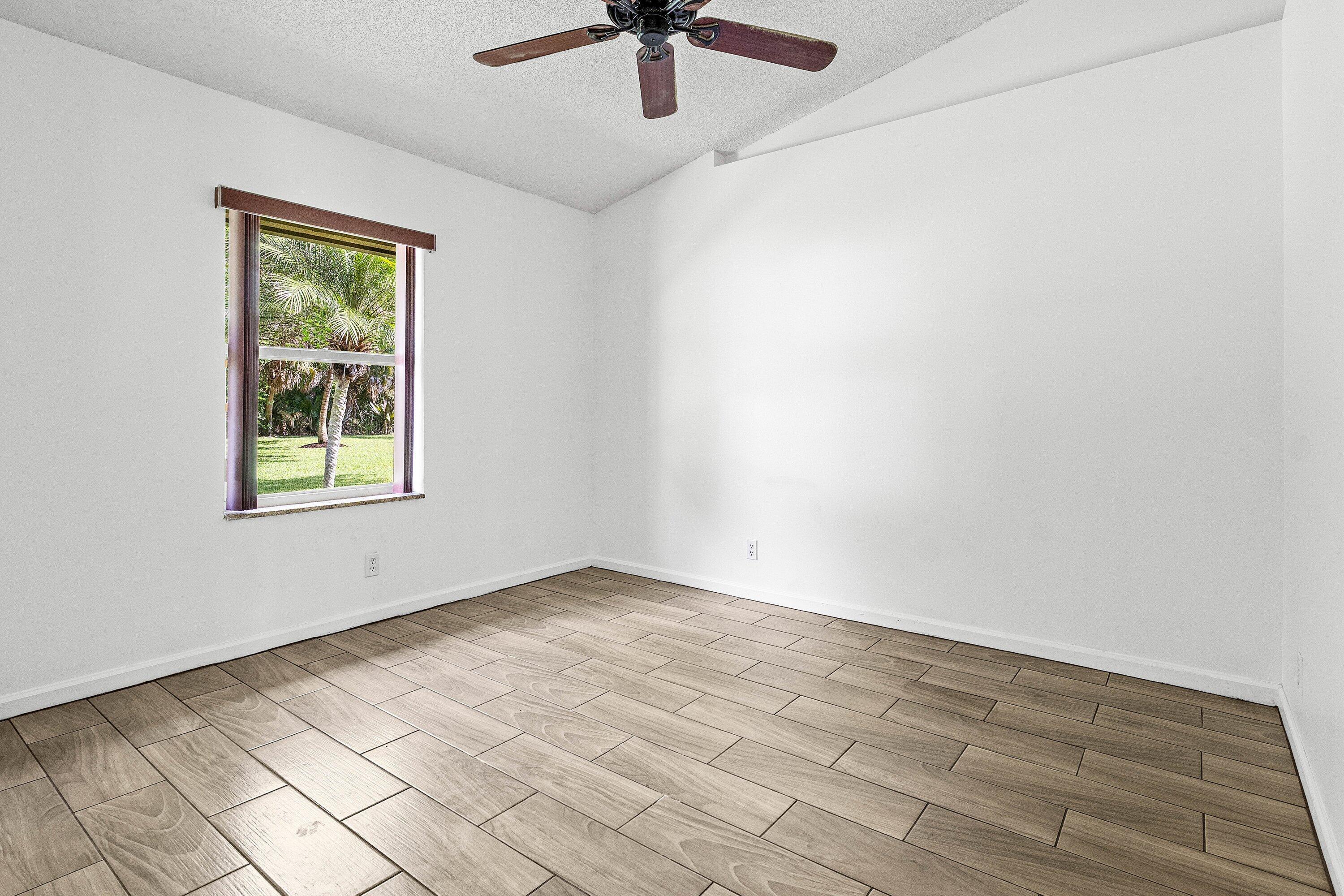 17517 60th Lane N