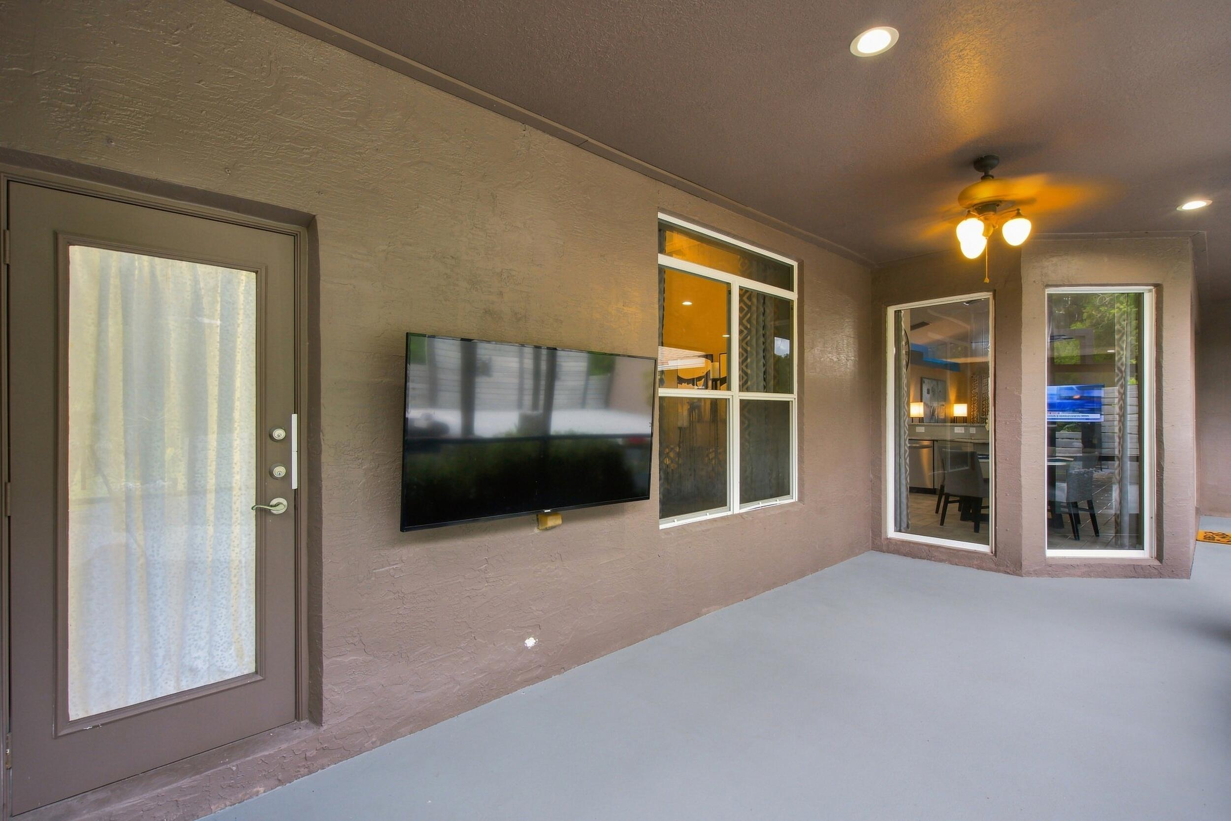 9176 190th Street N