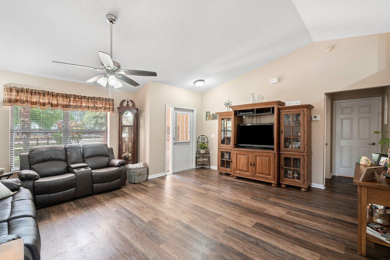 16595 81st Lane N