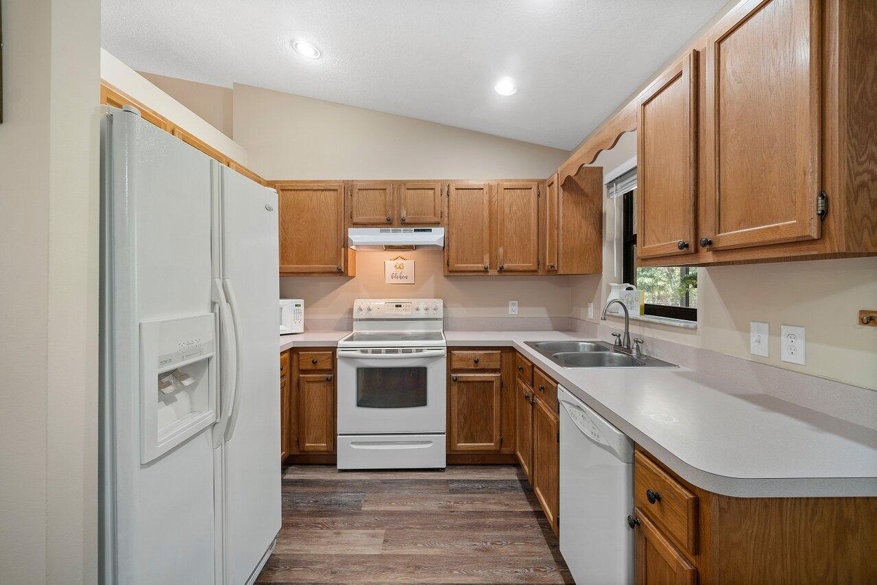 16595 81st Lane N
